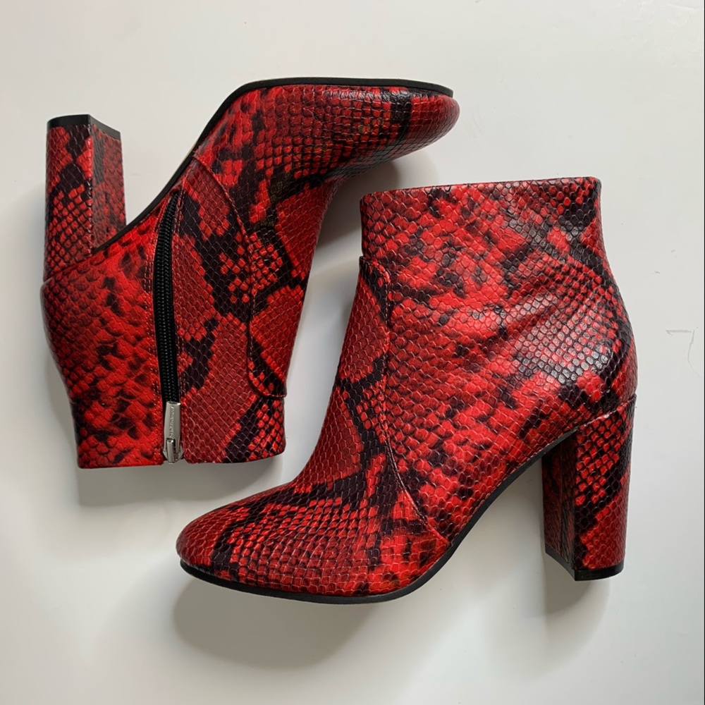 Vince Camuto Sanstan Red Retro Python Print Leath… - image 6